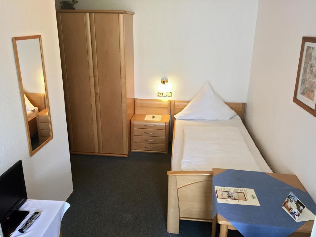 Hotel Flurschuetz Lennestadt Phòng bức ảnh
