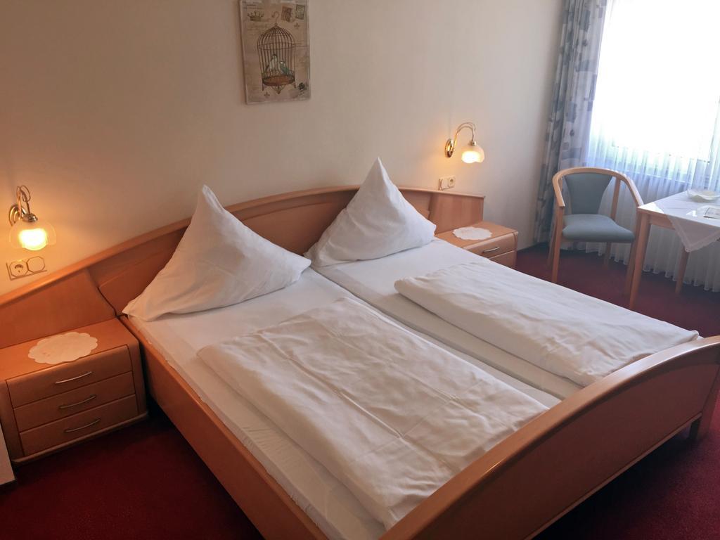 Hotel Flurschuetz Lennestadt Phòng bức ảnh